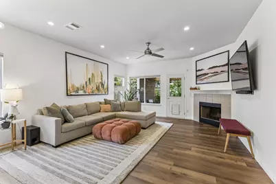 8702 Meridian Oak Lane, Austin, TX 78744 - Photo 4