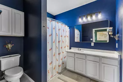 8702 Meridian Oak Lane, Austin, TX 78744 - Photo 10
