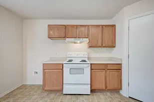 216 Wegstrom St, Hutto, TX 78634 - Photo 16