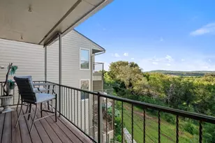 340 Harbor Dr, Spicewood, TX 78669 - Photo 18