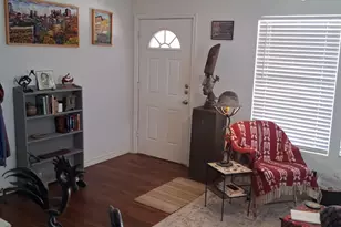 1119 Mark St, Austin, TX 78721 - Photo 4