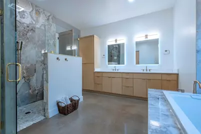 247 Peninsula Drive, Burnet, TX 78611 - Photo 16