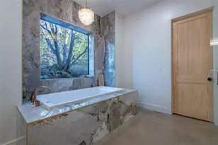 247 Peninsula Dr, Burnet, TX 78611 - Photo 18