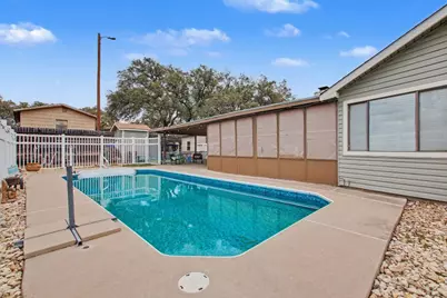 1109 County Road 132A, Kingsland, TX 78639 - Photo 34