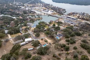 1109 Co Rd 132A, Kingsland, TX 78639 - Photo 6