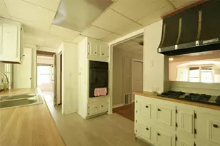 7905 Brockman St, Austin, TX 78757 - Photo 18