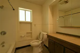 7905 Brockman St, Austin, TX 78757 - Photo 16