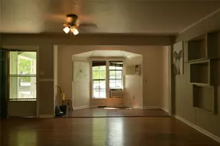 7905 Brockman St, Austin, TX 78757 - Photo 12