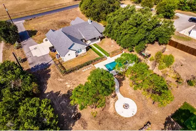 109 Deep Lake Circle, Liberty Hill, TX 78642 - Photo 34