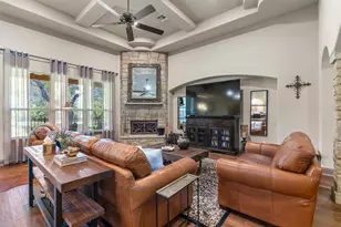 104 Vista Ln, Georgetown, TX 78633 - Photo 2