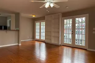 1402 Laurel St, Georgetown, TX 78626 - Photo 8