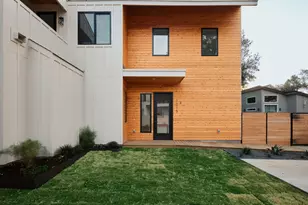 1215 Fort Branch Blvd, Austin, TX 78721 - Photo 2