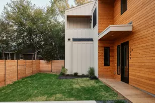 1215 Fort Branch Blvd, Austin, TX 78721 - Photo 4