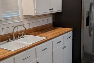 701 Alabama St, San Marcos, TX 78666 - Photo 6