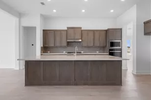 825 S Hemingway Loop, Liberty Hill, TX 78642 - Photo 8