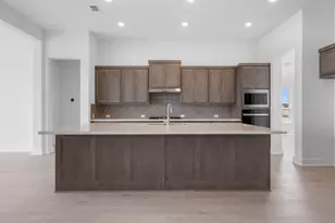 825 S Hemingway Loop, Liberty Hill, TX 78642 - Photo 8