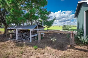 245 Country Ln, McDade, TX 78650 - Photo 30