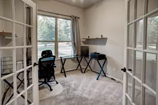 117 W Kamoi Ct, Bastrop, TX 78602 - Photo 6