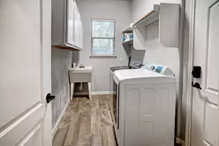 117 W Kamoi Ct, Bastrop, TX 78602 - Photo 28