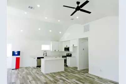 705 E Highway 82, Nocona, TX 76255 - Photo 4