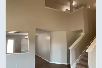 384 Discovery, Kyle, TX 78640 - Photo 4