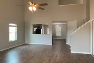 384 Discovery, Kyle, TX 78640 - Photo 2