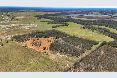 [Address not provided], Elgin, TX 78653 - Photo 4