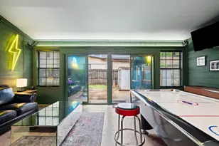 1300 Haskell St, Austin, TX 78702 - Photo 20