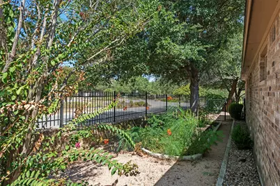 15612 Pontic Pass, Bee Cave, TX 78738 - Photo 32