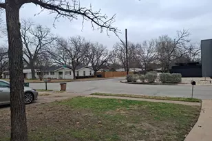 7520 Delafield Ln, Austin, TX 78752 - Photo 8