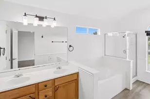 202 Osage Ct, Georgetown, TX 78626 - Photo 14