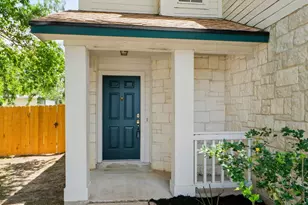 202 Osage Ct, Georgetown, TX 78626 - Photo 2