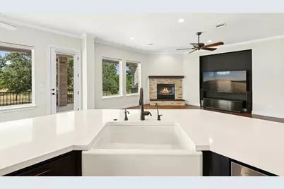 208 Double Horn Trail, Spicewood, TX 78669 - Photo 14