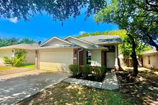 1402 Molson Lake Dr, Leander, TX 78641 - Photo 2