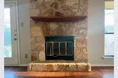 1003 Thousand Oaks Boulevard, Georgetown, TX 78628 - Photo 4