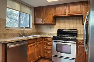 1003 Thousand Oaks Blvd, Georgetown, TX 78628 - Photo 8