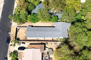 1308 E 52nd St, Austin, TX 78723 - Photo 32