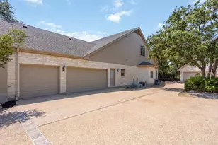 107 Hallie Ct, Georgetown, TX 78633 - Photo 30