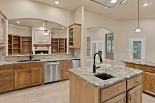 107 Hallie Ct, Georgetown, TX 78633 - Photo 10