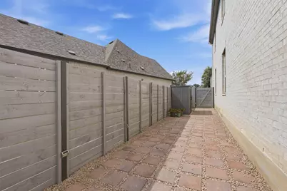 132 Timber Glen Lane, Georgetown, TX 78628 - Photo 32