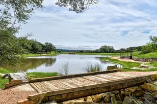 19601 Flying J Blvd, Spicewood, TX 78669 - Photo 32