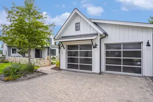 19601 Flying J Blvd, Spicewood, TX 78669 - Photo 30