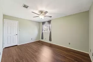 407 Country Ln, McDade, TX 78650 - Photo 20