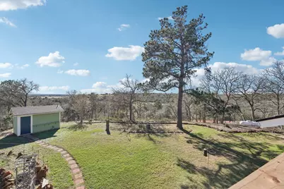 407 Country Lane, McDade, TX 78650 - Photo 24