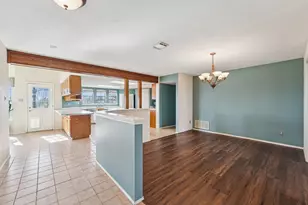 407 Country Ln, McDade, TX 78650 - Photo 12