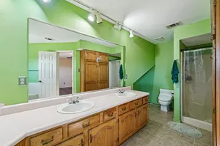 407 Country Ln, McDade, TX 78650 - Photo 16