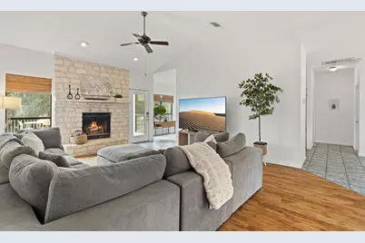 8501 Persimmon Grove, Austin, TX 78737 - Photo 4