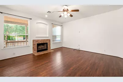 611 Secretariat Drive, Cibolo, TX 78108 - Photo 4