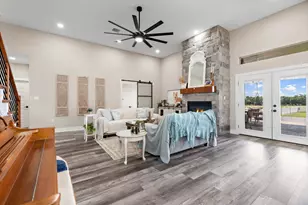 633 N Stovall Dr, Robinson, TX 76706 - Photo 8