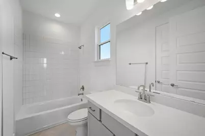 9500 Hamadryas Drive, Austin, TX 78744 - Photo 8